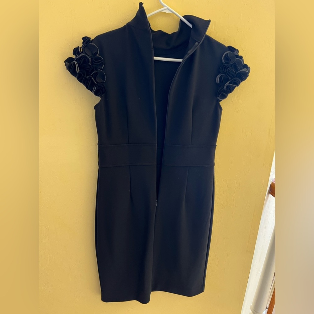 Adrienne Vittadini Solid Black Rosette Sleeves Mi… - image 7